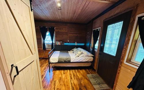 Fenton Casa | Nickz Cozy Cabin
