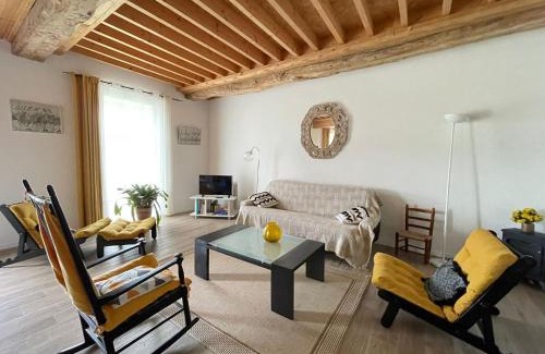 Commes Apartamento | Nid de pie Grand duplex lumineux cadre verdoyant calme à 5 mn de la mer près Port en Bessin, Bayeux, Omaha Beach,