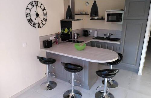 Palavas-les-Flots Apartamento | Nid douillet F2, clim, jardin, piscine, parking, plage 200 m Palavas