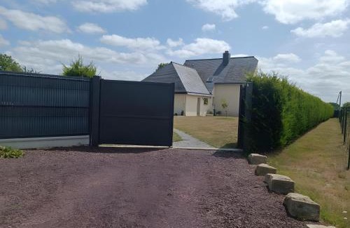 Neant-sur-Yvel Casa | Nid Douillet