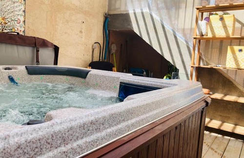 La Valette-du-Var Apartamento | Nid douillet pour amoureux avec jacuzzi