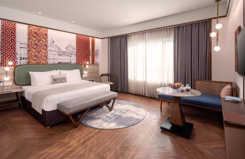 Vrindavan Hotel | Nidhivan Sarovar Portico Vrindavan