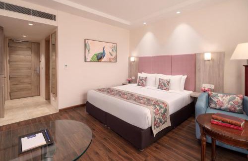 Vrindavan Hotel | Nidhivan Sarovar Portico Vrindavan