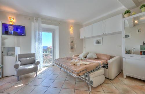 Lesa Apartamento | Nido Belvedere Lake View - Happy Rentals