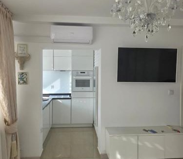 Krasnik Apartamento | Niepodległości Park View Studio by BookingHost