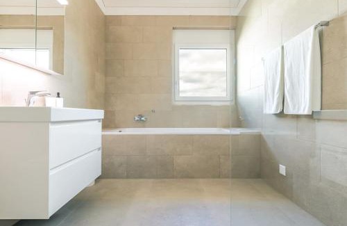 Spiez Apartamento | Niesen Apartment - Aare Jungfrau AG
