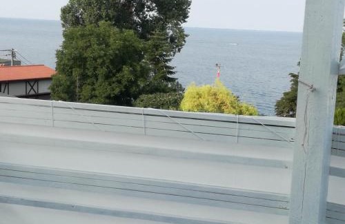 Pierwoszyno Apartamento | niezależne piętro w domu z widokiem na morze