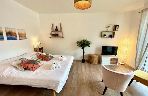 Le Beau Site Apartamento | Nihal, Studio proche Zenith avec parking et balcon