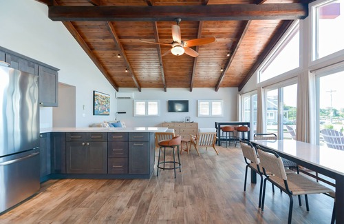 Gloucester Casa | Niles Beach House - Beach & Boston Skyline Views