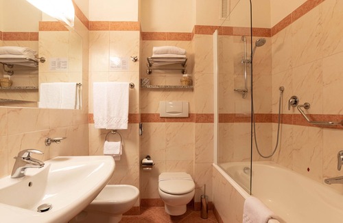 Novoli - San Donato Hotel | NilHotel Florence