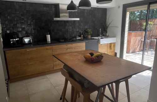 Les 3 Ponts Casa | Nimes en el corazón de los matorrales, gran mazet renovado con piscina privada.