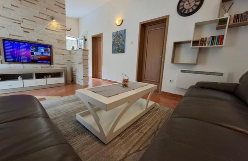 Skaljari Apartamento | Nina Apartment