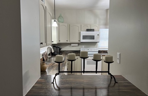 Williamstown Casa | Nina’s on Main is 5 mins from The Ark Encounter