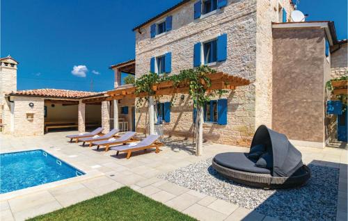 Bokordici Casa | Nine-Bedroom Holiday Home In Bokordici