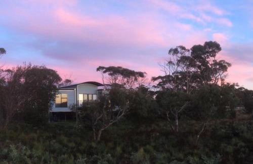Dolphin Sands Casa | Nine Mile Escape