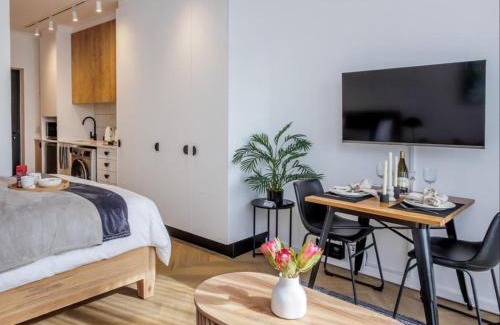 Century City Apartamento | Nine Palms 223B