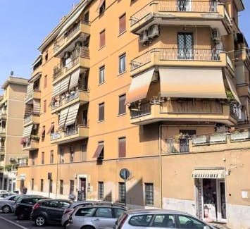 Prenestino-Centocelle Apartamento | Ninfea Home