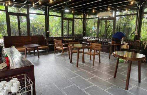 Hoa Lu Hotel | Ninh Binh Mountain Resort