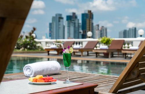 Bang Na Hotel | Niran Grand Hotel