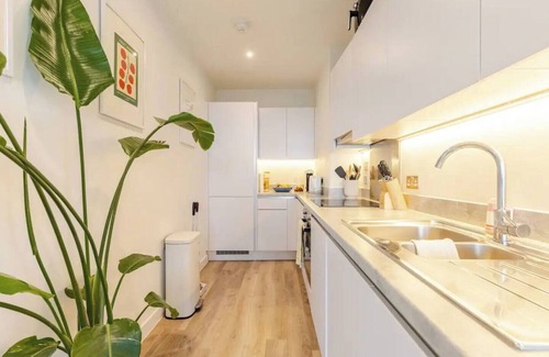 Wormholt and White City Apartamento | Niru Experience Skyview Penthouse