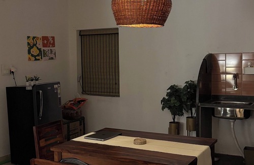Hyderabad Apartamento | Nirvana Stays – Cozy Modern Retreat Close to Everything