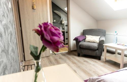 Nova Lesna Apartamento | NISA Apartments