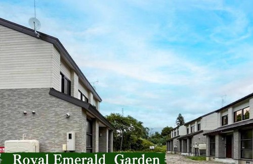 Niseko Apartamento | Niseko VILLA KIRAKU TSURU 車利用にオススメ 各スキー場迄車で約15分