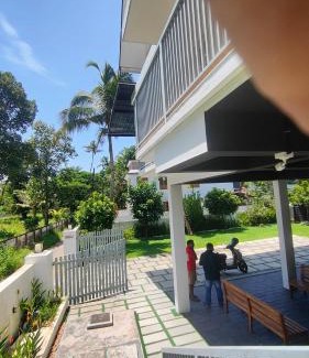 Kochi Chalet De Esquí | Nishwas homes