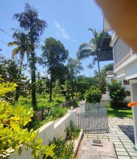 Kochi Chalet De Esquí | Nishwas homes