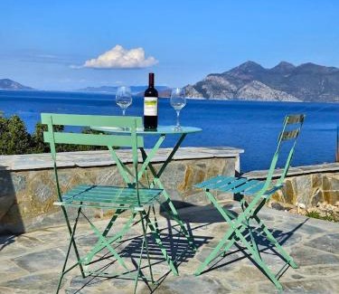 Dryopi Casa | NISIDA Resort & Meditation center - Adult only