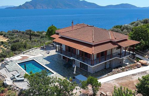 Dryopi Casa | NISIDA Resort & Meditation center - Adult only