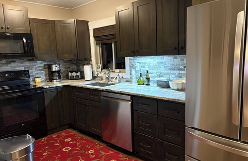 Nisswa Casa | Nisswa-3 bedroom/3 bath house - private back yard walking distance to downtown