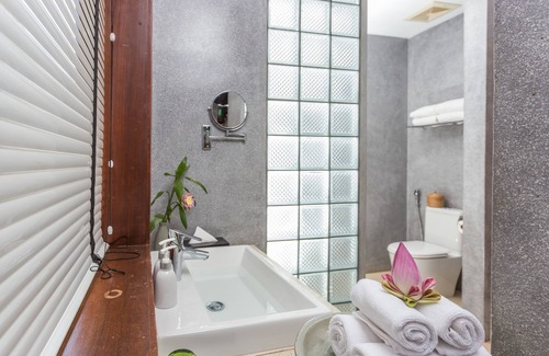 Sangkat Sla Kram Hotel | Nita By Vo Luxury Hotel