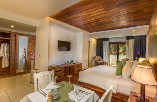 Sangkat Sla Kram Hotel | Nita By Vo Luxury Hotel