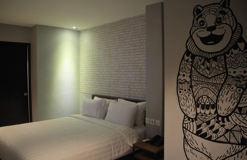 Surabaya Cabina | Nite & Day Surabaya - Kedungdoro