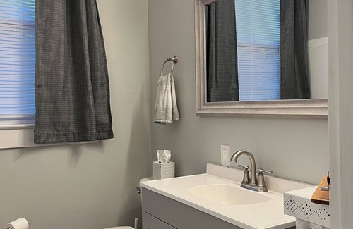 DuBois Apartamento | Nittany Nest: Cozy 3 Bedroom - NEW BEDS