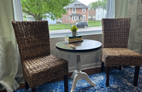 DeKalb Casa | NIU Coporate and Business Travel Long Term Stays Welcome! 4 BD 3 BA