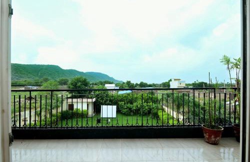Jaipur District Casa | Nivas Farmstay