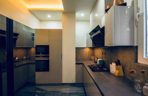 Lalkothi Apartamento | Nivriti BnB Fully Automated Luxury