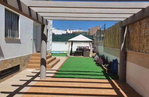 Velez-Malaga Casa | NIZA BEACH NIGHT AND DAY