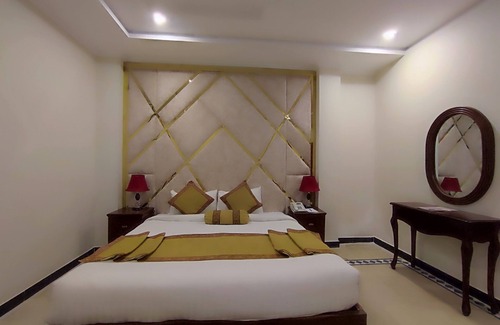 Dhirkot Hotel | Nizalia Hotel By Legend