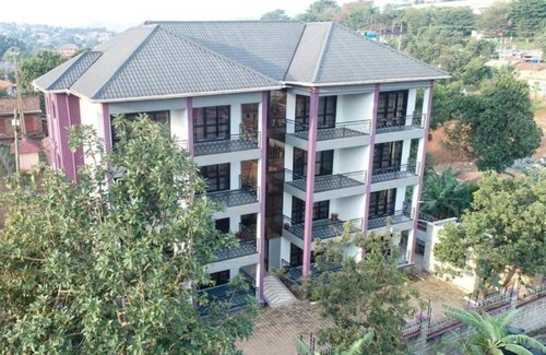 Kampala Apartamento | NL JOSEPHINES APARTMENTS