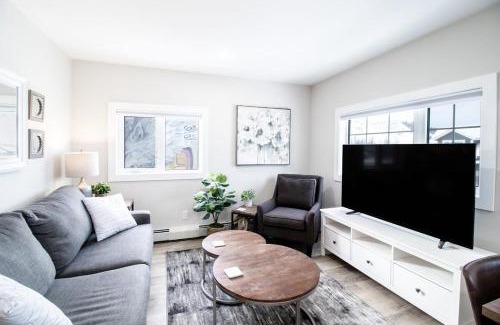 Whitehorse Apartamento | NN - Flats on 4th #3 - Downtown 1-bed 1-bath