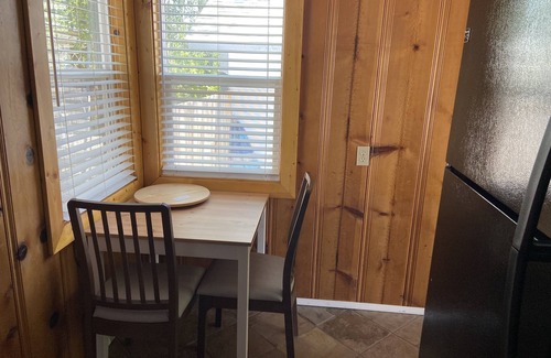 Clearlake Park Cabina | New Cabins near Clearlake