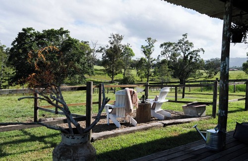 Maudsland Cabina | This 1800s Creamery has been transformed into a unique luxury retreat.
