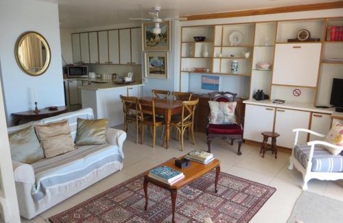 Simon's Town Apartamento | No. 1 Living Waters