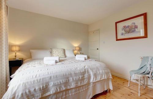 Swaffham Casa | No 1 Sparham Hall - Norfolk Cottage Agency