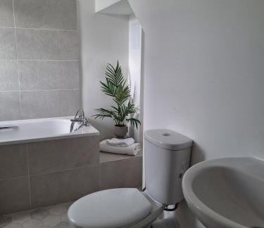 Fenny Stratford Casa | No 1 Staplehall Road - Beautiful Home