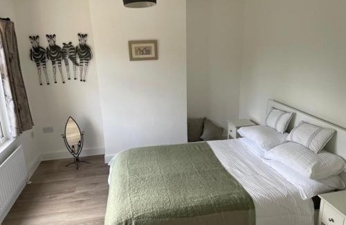 Fenny Stratford Casa | No 1 Staplehall Road - Beautiful Home