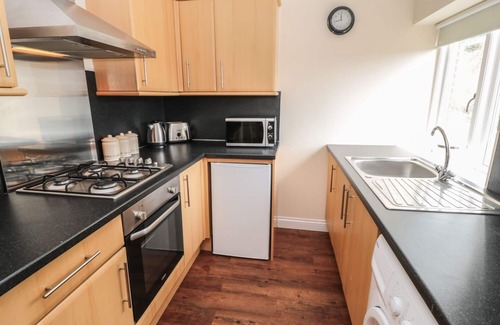 Scarborough Cabaña | No. 2 Low Hall Cottages, SCALBY